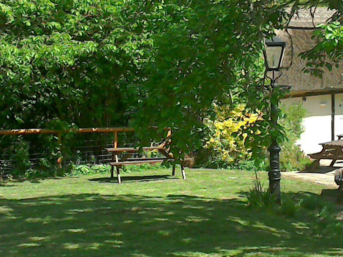 The Crown Inn Alvediston Luaran gambar