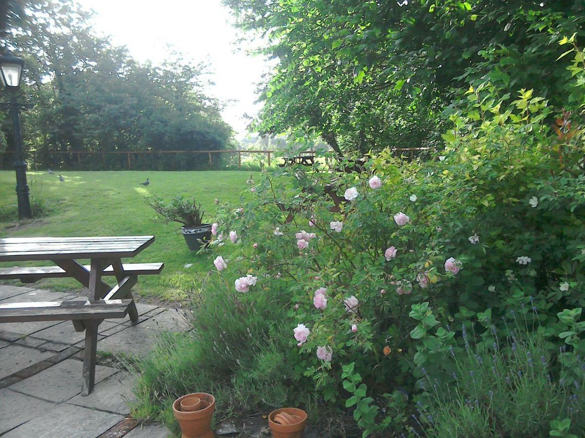 The Crown Inn Alvediston Luaran gambar