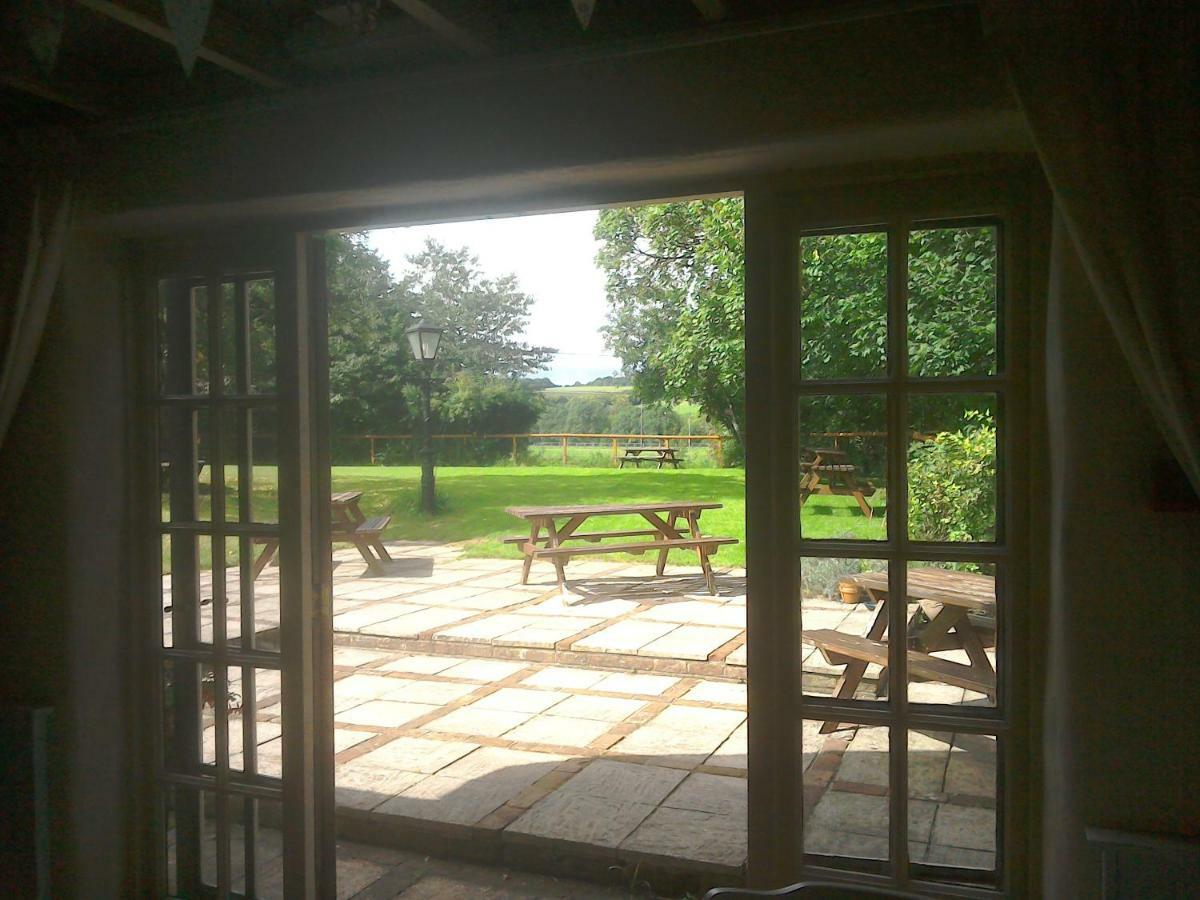 The Crown Inn Alvediston Luaran gambar